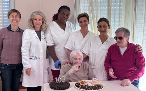 Nonna Rebecca ha spento 103 candeline