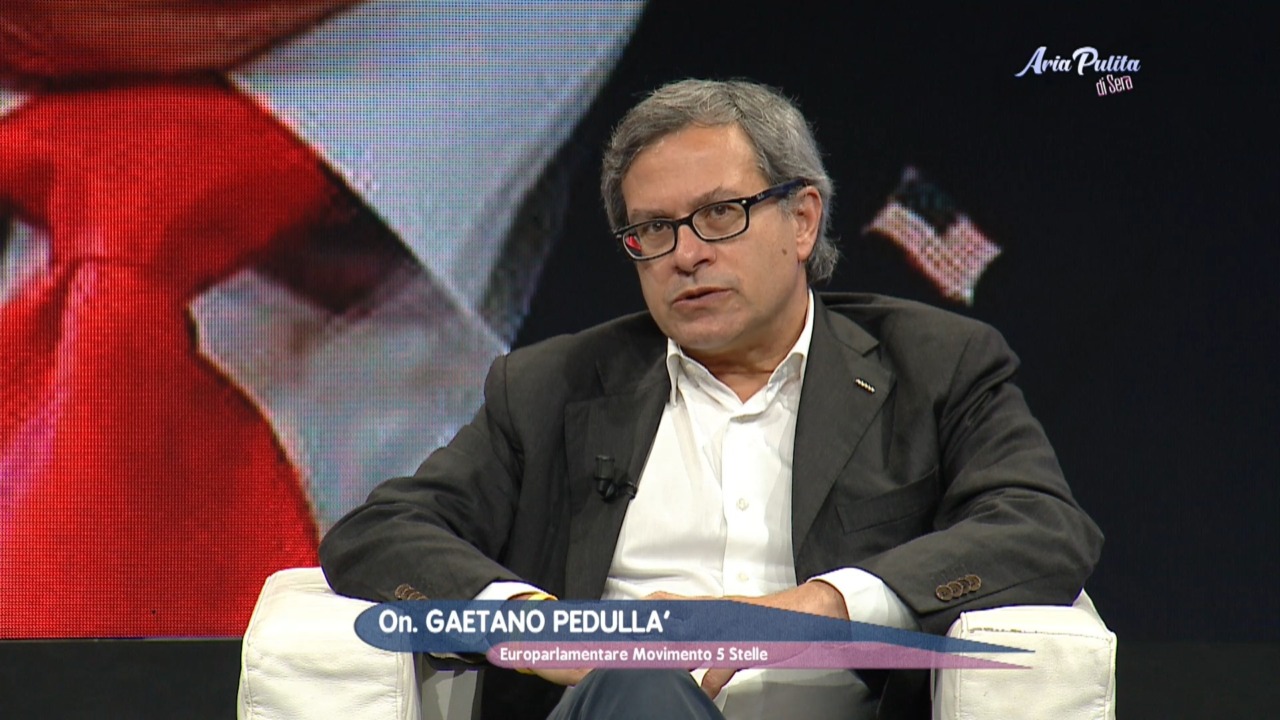 Pedullà (M5S) all’attacco: “Destra contro i magistrati e manovra contro famiglie e imprese”