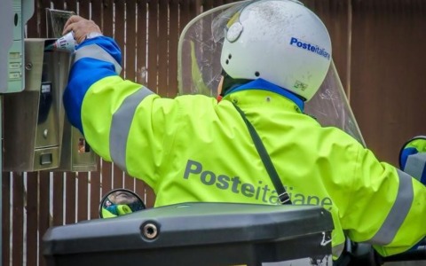 Poste Italiane assume portalettere in Piemonte: candidature aperte fino al 22 ottobre