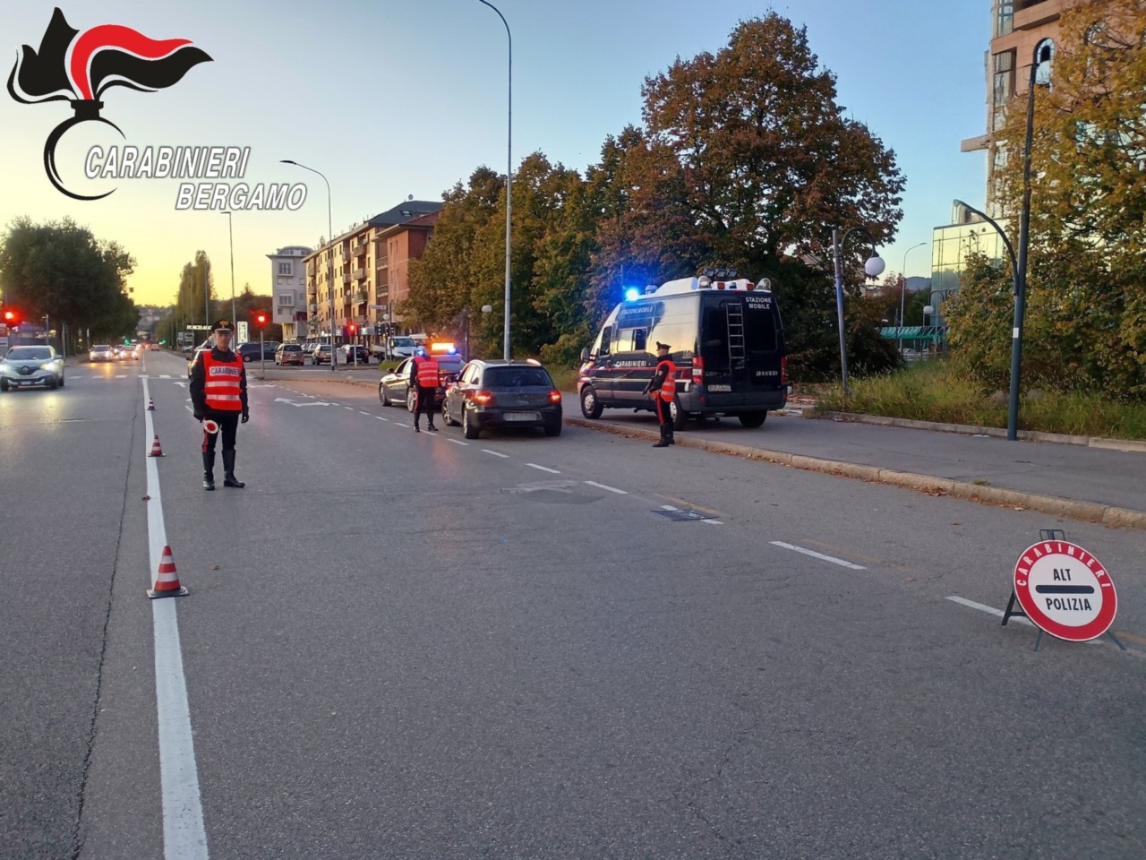 Rapinatore seriale arrestato dai carabinieri durante controlli serrati tra Bergamo e Calcinate