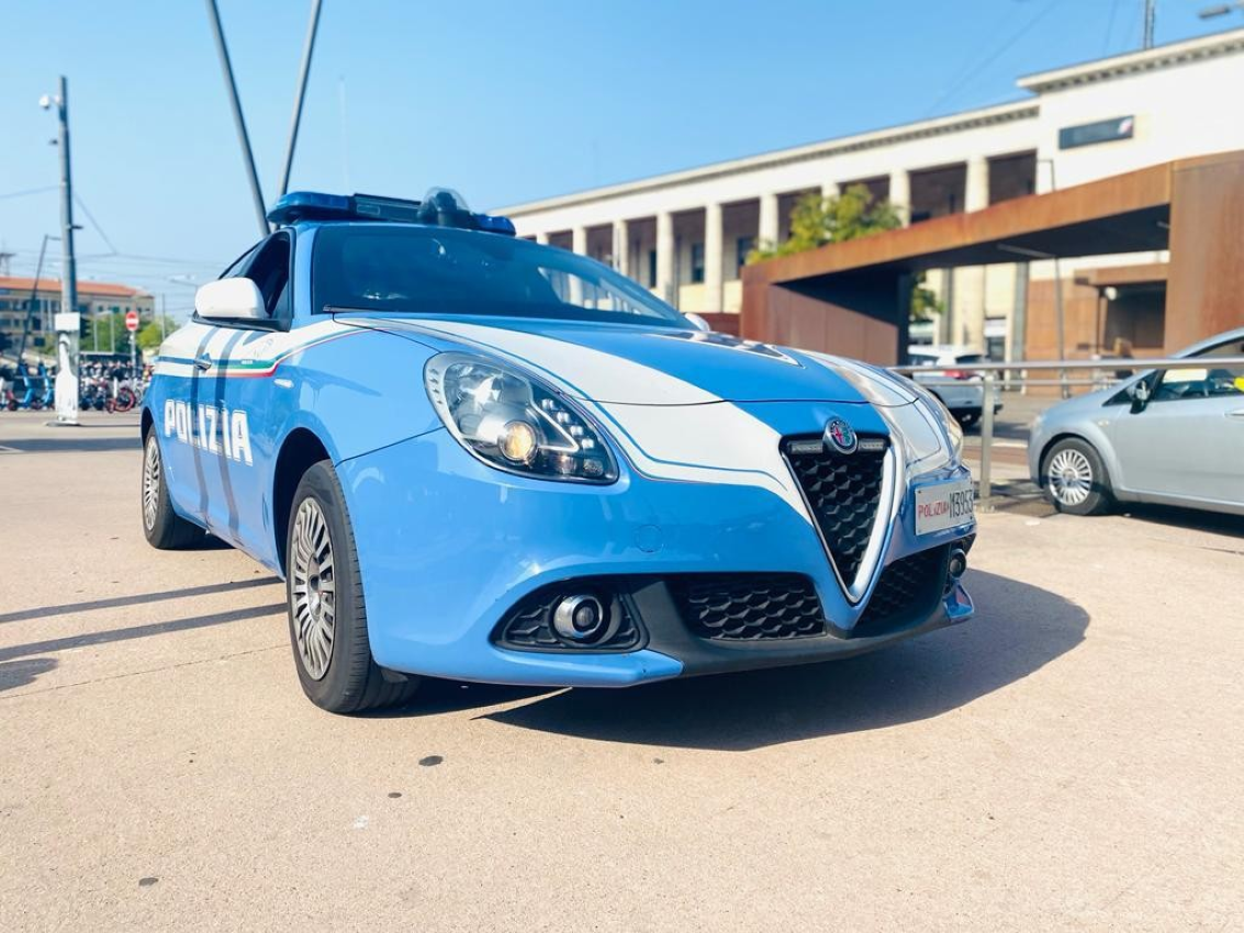 Riceveva metadone dal Sert, ma anziché assumerlo lo spacciava in stazione: coi soldi si comprava cocaina ed eroina
