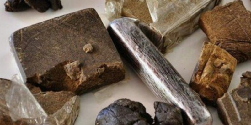 Ripetute violazioni e droga in tasca: 30enne arrestato e portato in carcere