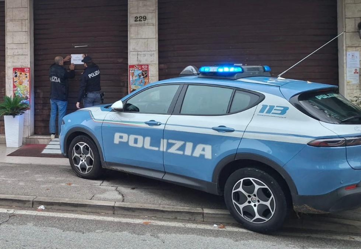 Ritrovo di pregiudicati e spacciatori, il Questore chiude un bar di Padova per 30 giorni