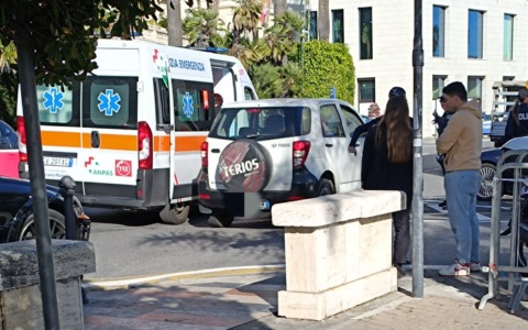 Scontro auto-moto all’ex stazione di Sanremo