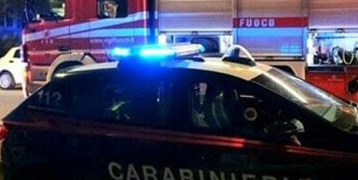 Scooter distrutto da un incendio, indagano i Carabinieri
