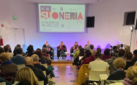 Settimo, presentata la nuova stagione teatrale: Iannacci, Massironi, Banda Osiris e tanti altri