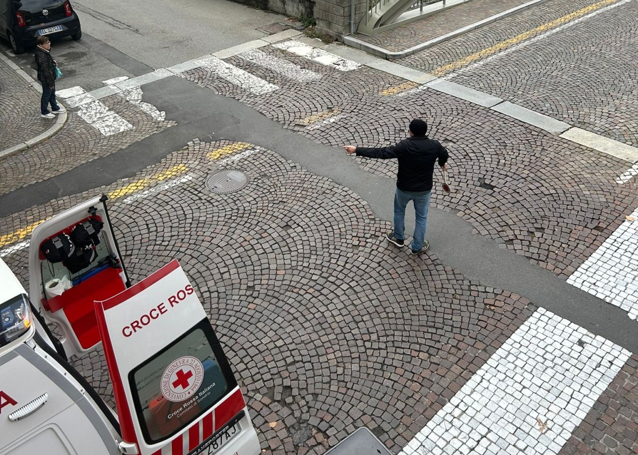 Pedone investito in via Lungo Mallero: “Incrocio pericoloso, lo diciamo da tempo”