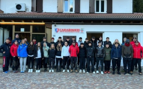 Sport e legalità: studenti pavesi al campus formativo del Centro Carabinieri Addestramento Alpino