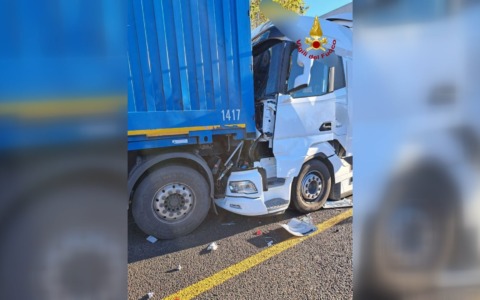 Tamponamento a catena in Autostrada A14