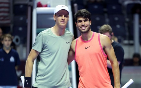 Tennis, Sinner batte Alcaraz e vince il Six Kings Slam