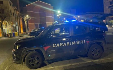 Violano gli obblighi del divieto di avvicinamento, arrestati un uomo ed una donna