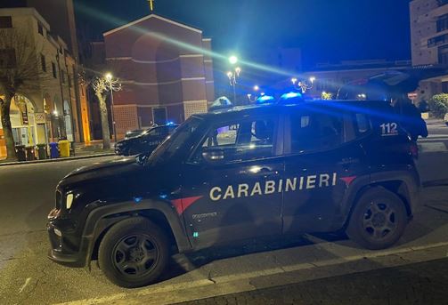 Violano gli obblighi del divieto di avvicinamento, arrestati un uomo ed una donna