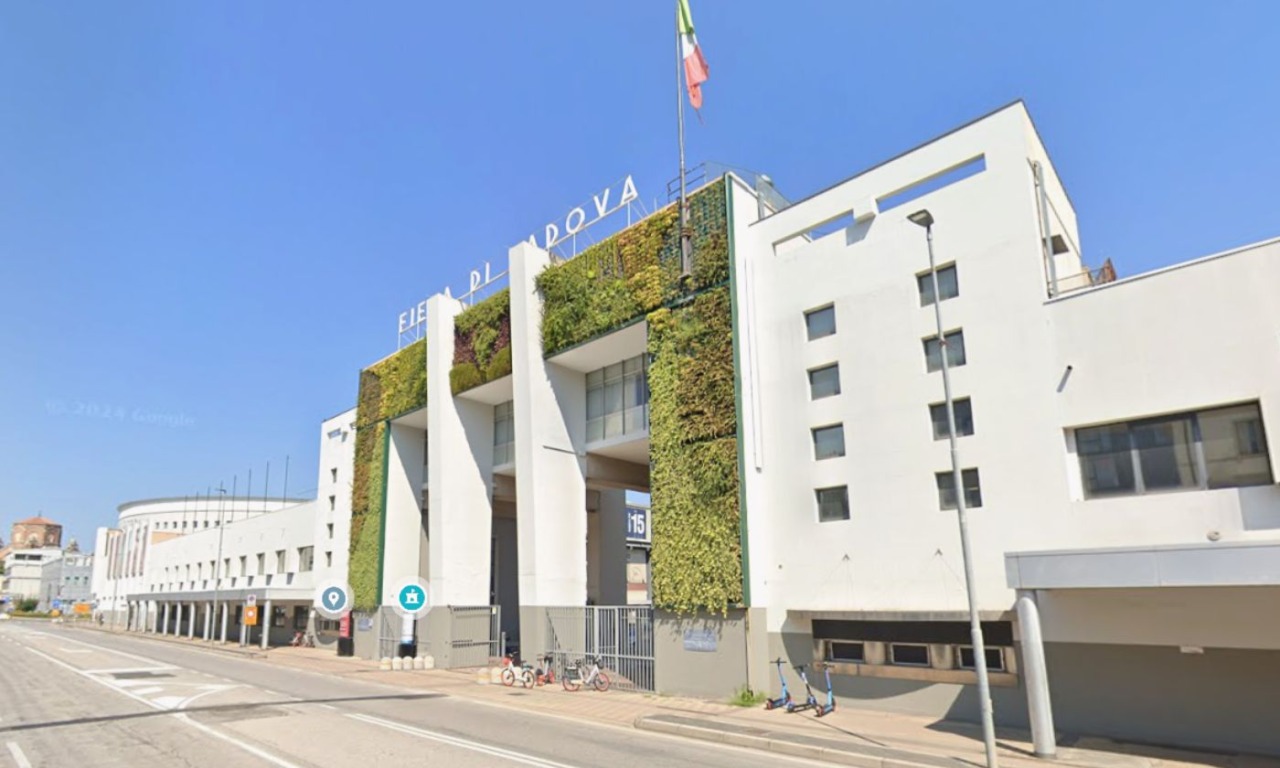 Violenta rissa durante il Pride Village a Padova: scatta il Daspo per nove giovani tra i 19 e i 25 anni