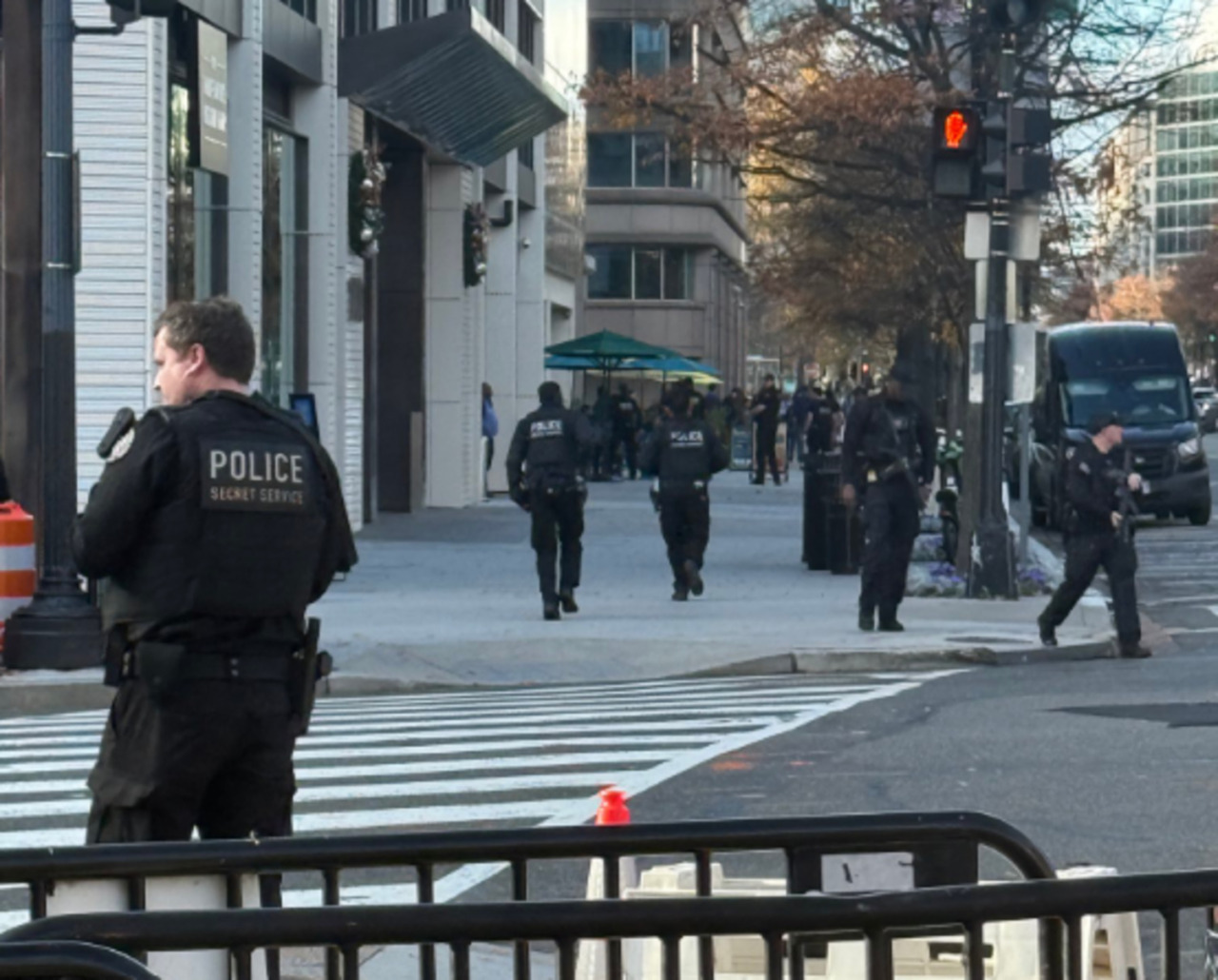 29enne afgano spara a due soldati della Guardia nazionale vicino alla Casa Bianca