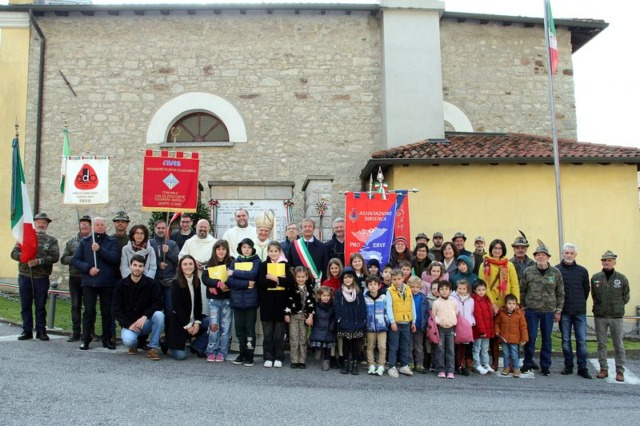 A Erve, il 4 novembre è stato festeggiato con il vescovo di Bergamo Monsignor Beschi