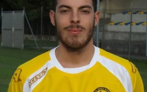 A Taglio di Po una fiaccolata per ricordare l’operaio 29enne morto in un incidente sul lavoro