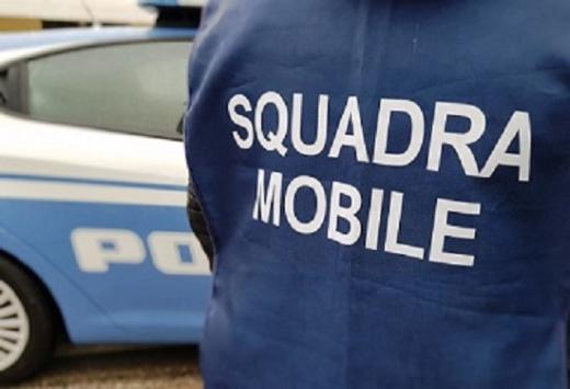 Agguato in via Quinto Pedio, ferito giovane pregiudicato. Indaga la Squadra Mobile