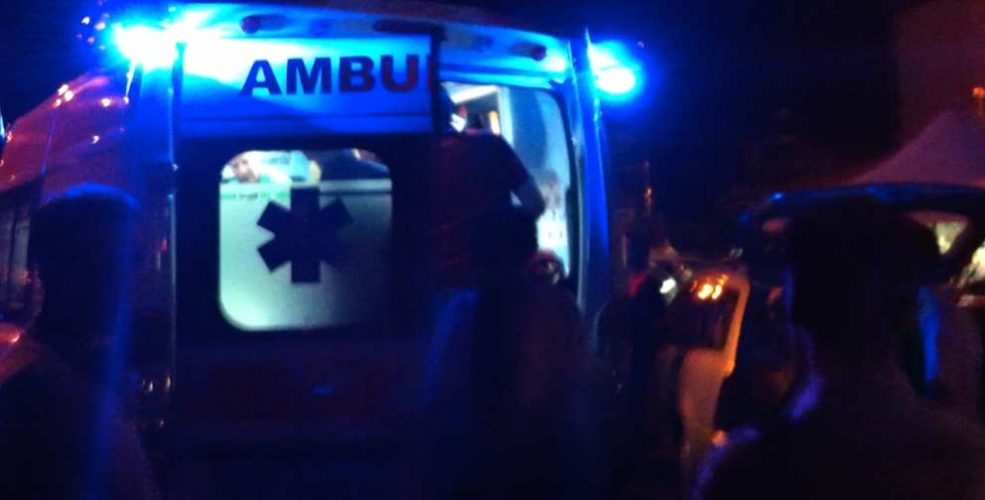 Auto vola per 20 metri nella scarpata sulla Pedemontana a Castellamonte: conducente miracolato