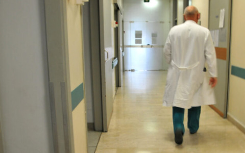 Bimba di due anni muore poche ore dopo le dimissioni: indagini della procura e dell’Ulss