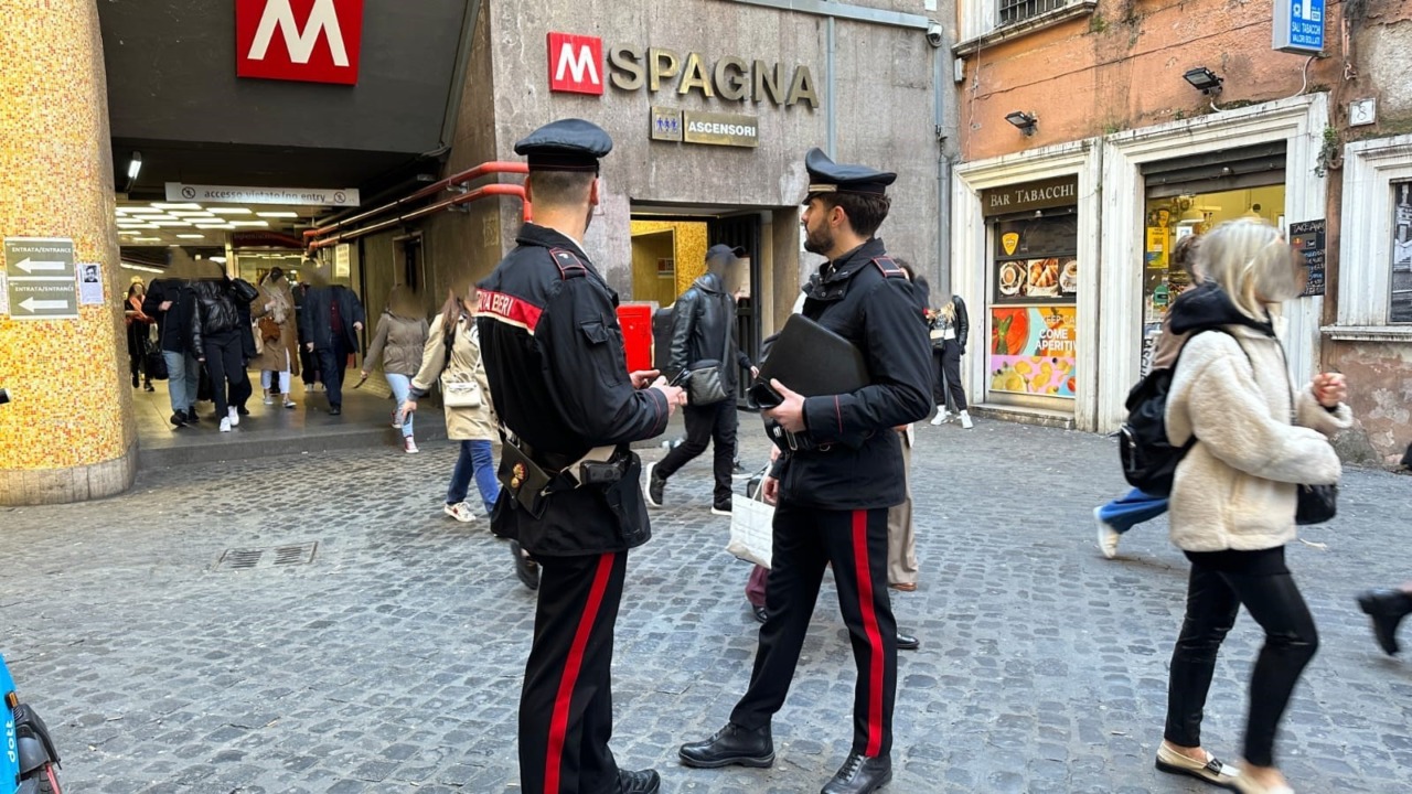 Borseggiatori, quattro arresti dei Carabinieri tra Termini e le fermate della Metro