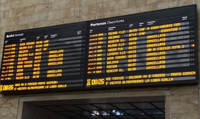 Caos ferroviario a Firenze: domenica di ritardi dopo un investimento mortale a Rifredi