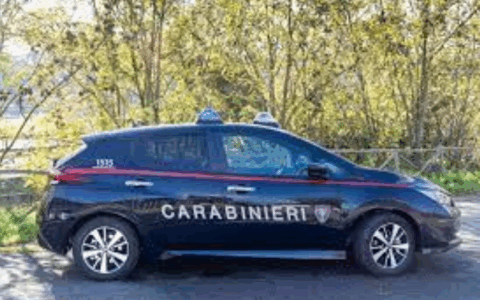 Carabinieri a pranzo scoprono uno spacciatore in trattoria e lo arrestano