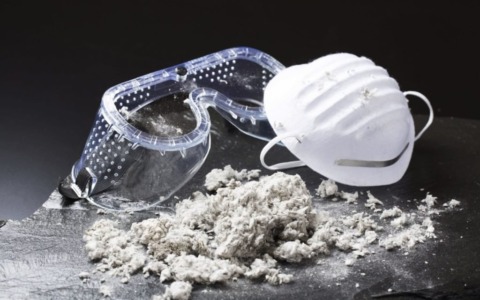 Casarza Ligure, amianto nel magazzino comunale: la minoranza incalza la giunta