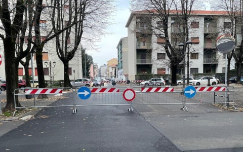 Chiuso ufficialmente l’incrocio tra viale Rimembranza e via Marco Polo: la nuova circolazione