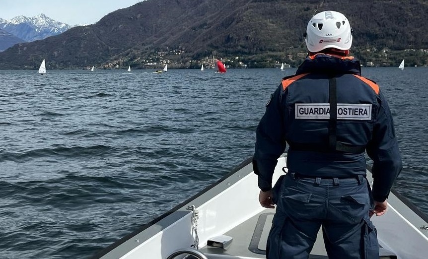 Dervio, kitesurfista in difficoltà a 500 metri dalla costa salvato dalla Guardia Costiera