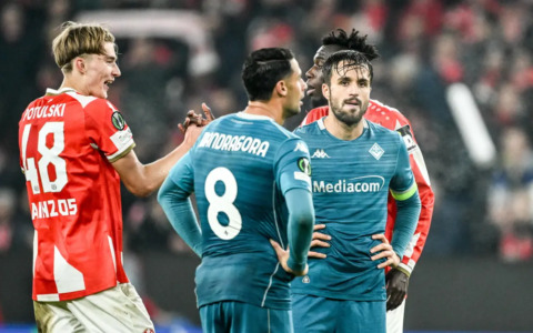 Fiorentina sconfitta anche in Conference: la crisi continua