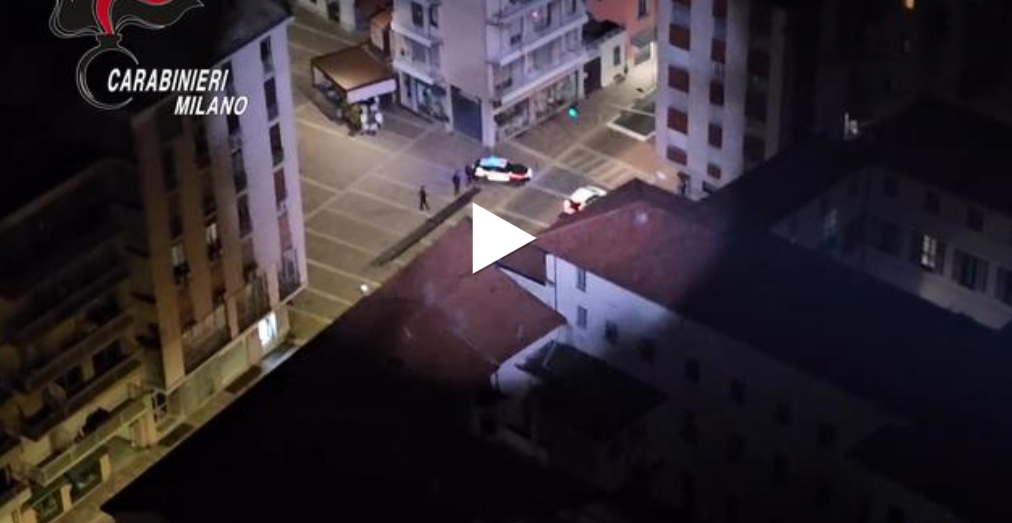 Fuga dopo l’incidente, sul posto fucile a canne mozze e proiettili