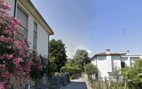 Furto in casa a Conegliano, residente nota un intruso e fa arrestare un 25enne dai Carabinieri