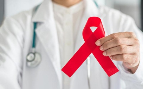 Giornata mondiale contro l’HIV, domani “STOP HIV STIGMA, Band Aid Sapienza”