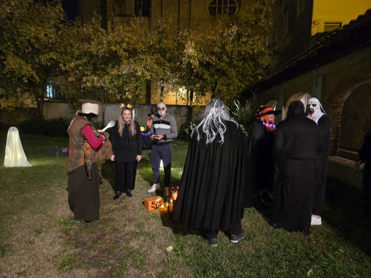 Halloween di festa, una notte di magia e divertimento LE FOTO