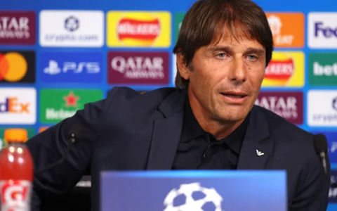 Il Napoli batte l’Atalanta e ritrova la vetta della classifica