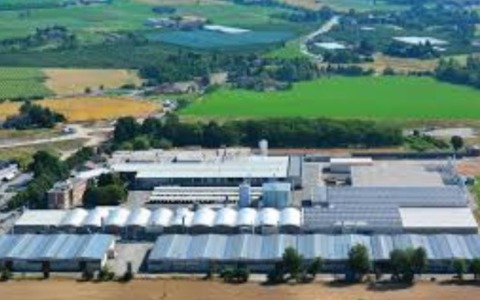 In campo per sbloccare la grave situazione alla ex Coop Legno di Castelvetro