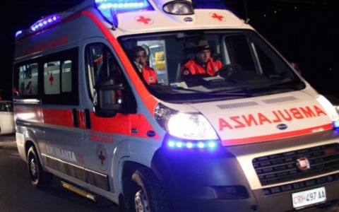 Interventi del 118 in provincia di Pavia nella notte tra sabato 29 e domenica 30 novembre 2025: tre malori