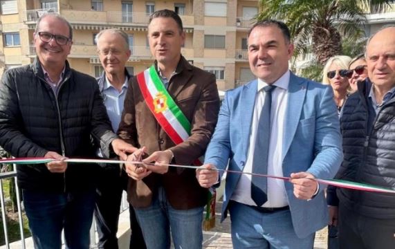 La città accoglie la delegazione di Cetinje (Montenegro) in occasione dell’inaugurazione delle Luminarie 2025