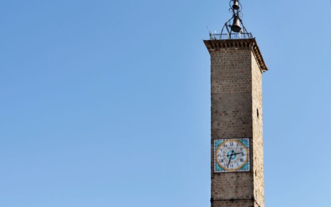 L’antico orologio della Torre Civica torna a battere il tempo: un restauro da 20.000 euro e la sua storia