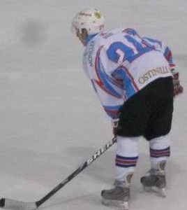 L’esperto attaccante Matteo Meneghini torna a vestire la maglia dell’Hockey Como