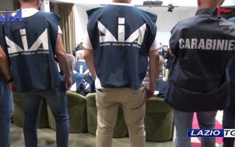 Operazione “Assedio”, arrestati dalla DIA a Casablanca Patrizio Forniti e Monica Montenero