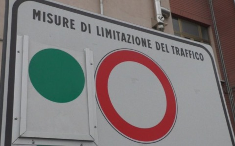 Manovra antismog: si torna alla manovra ordinaria