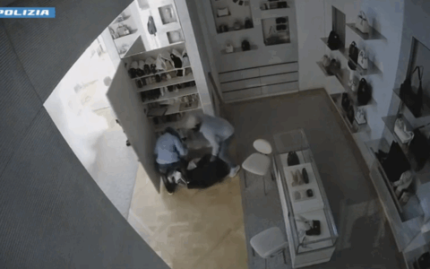 Maxi furto alla boutique di Dior: tre arresti, caccia al quarto uomo