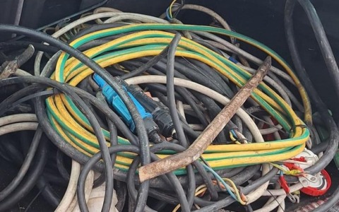 Maxi furto di rame in un deposito, recuperati 40 kg