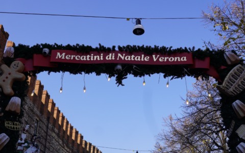 Mercatini di Natale, per la prima volta in Piazza Bra col suggestivo sfondo dell’Arena