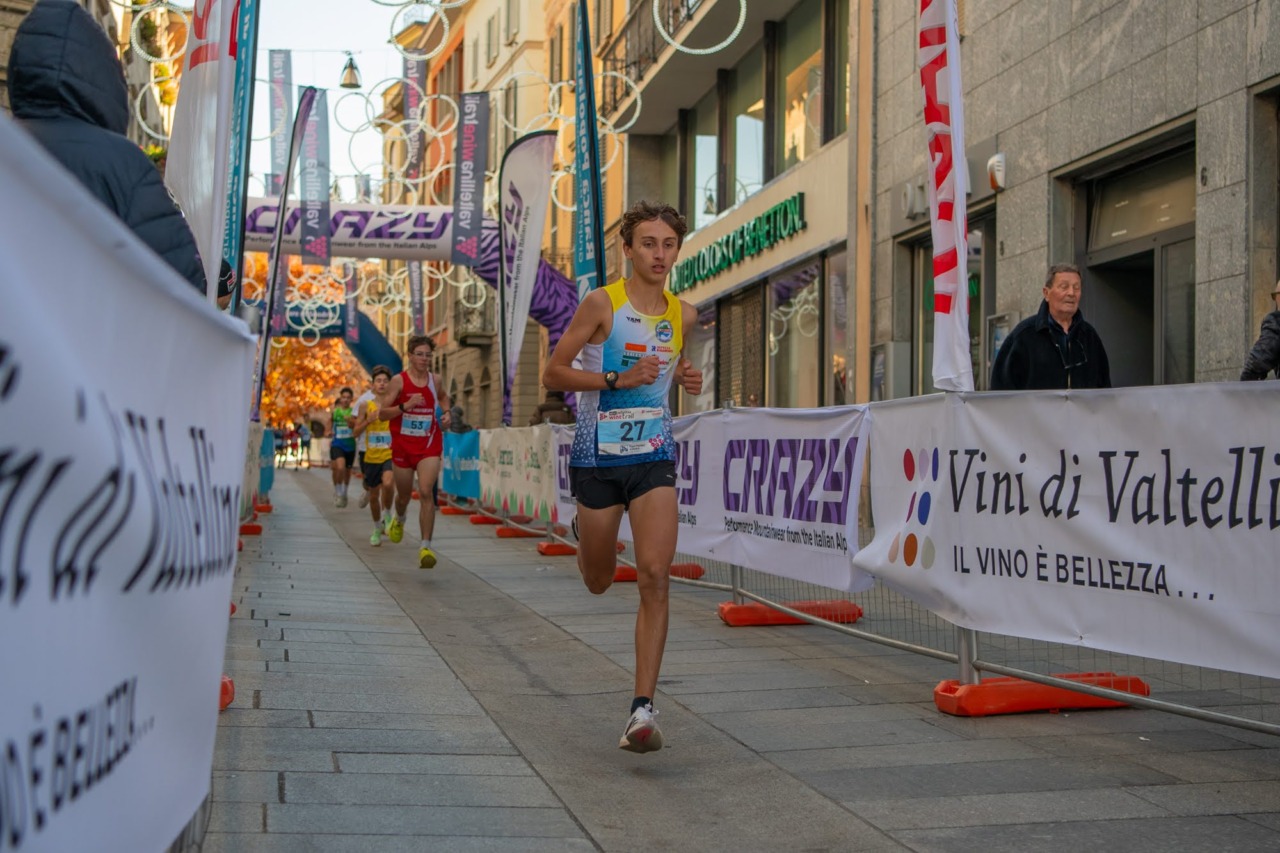 Mini Wine Trail: 400 giovani a correre nelle vie di Sondrio vecchia