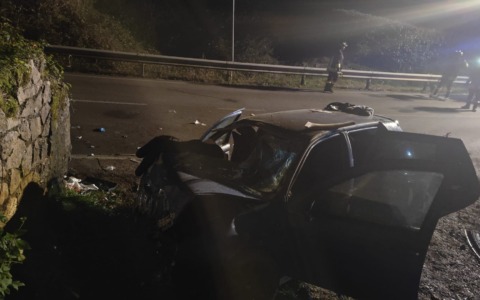 Notte di paura a Castelcucco: tre giovani feriti in uno schianto