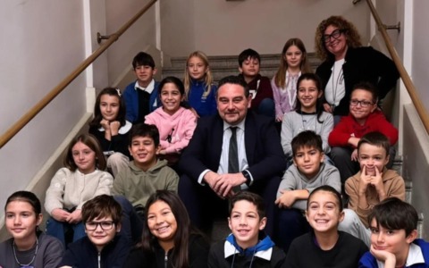 Novara, il nuovo Consiglio dei bambini ha debuttato: idee, valori e tanta energia