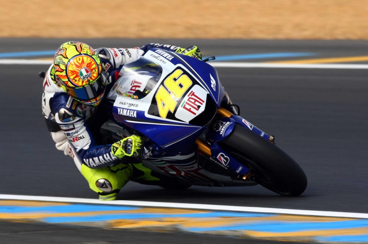 Oggi è venerdì 14 novembre 2025: fatti storici, compleanni famosi, frasi e immagini per dire buongiorno