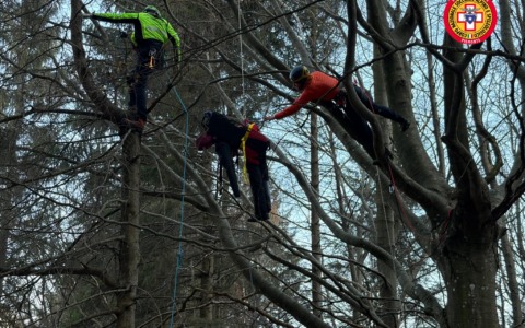 Oropa, grande esercitazione del Soccorso alpino regionale